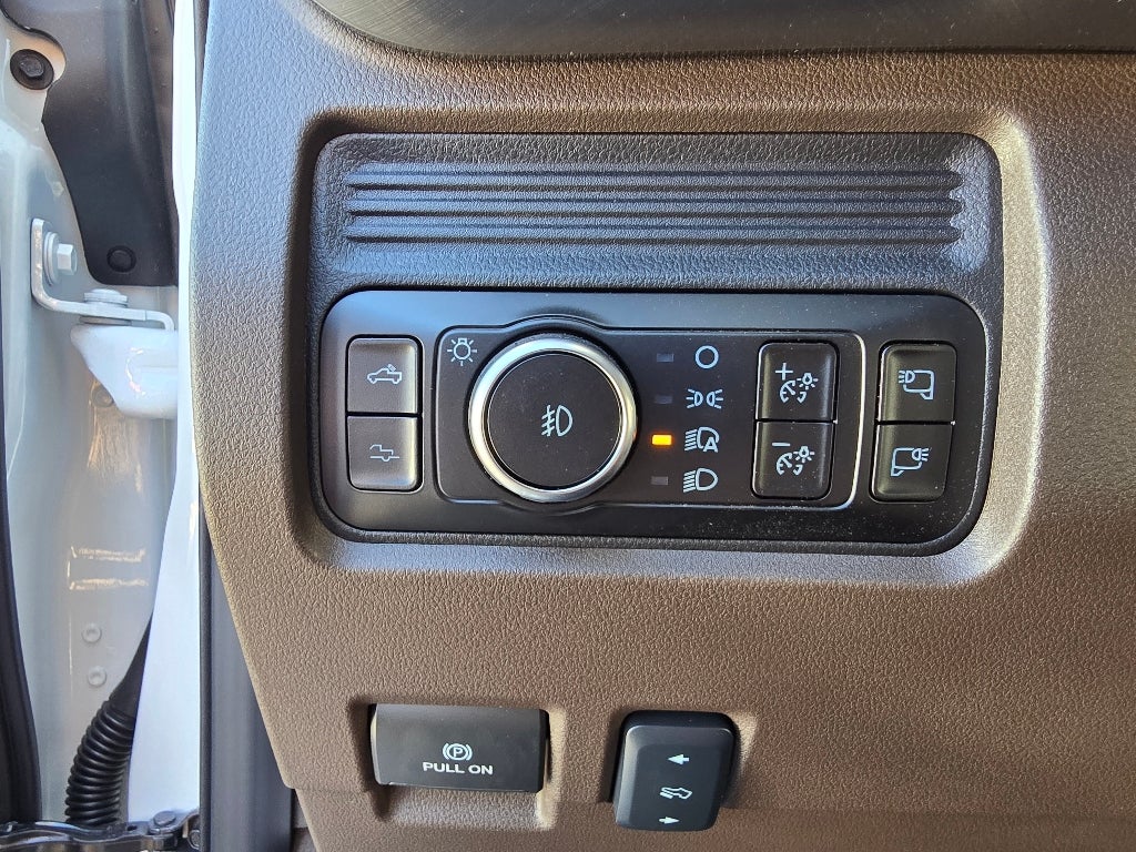 2027 Ford F-450 Base
