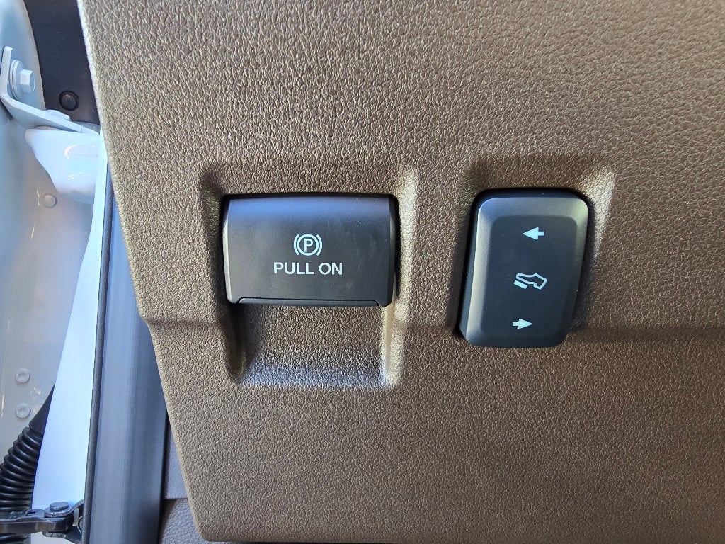 2027 Ford F-450 Base