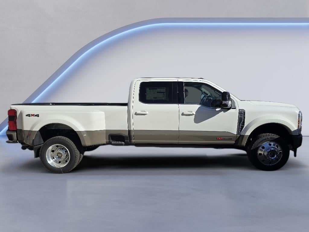 2027 Ford F-450 Base