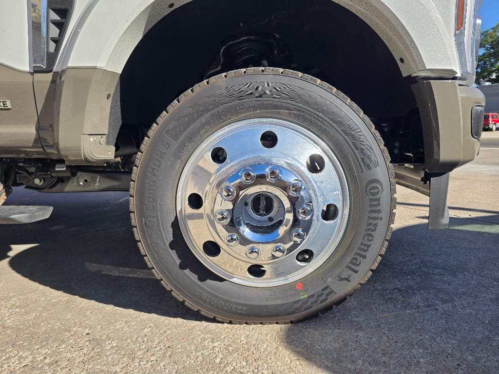 2027 Ford F-450 Base