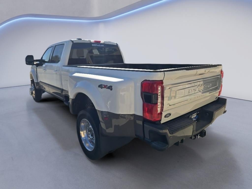 2027 Ford F-450 Base