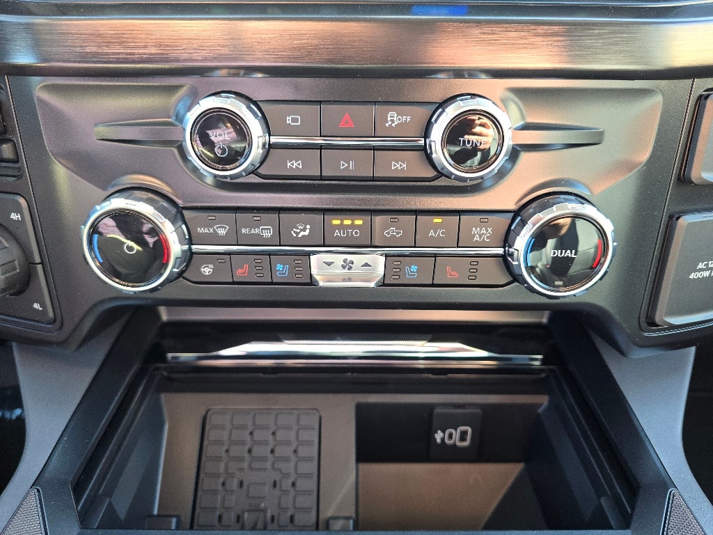 2027 Ford F-450 Base