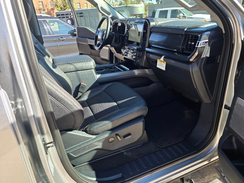2027 Ford F-450 Base