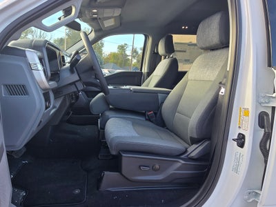 2027 Ford F-450 Base