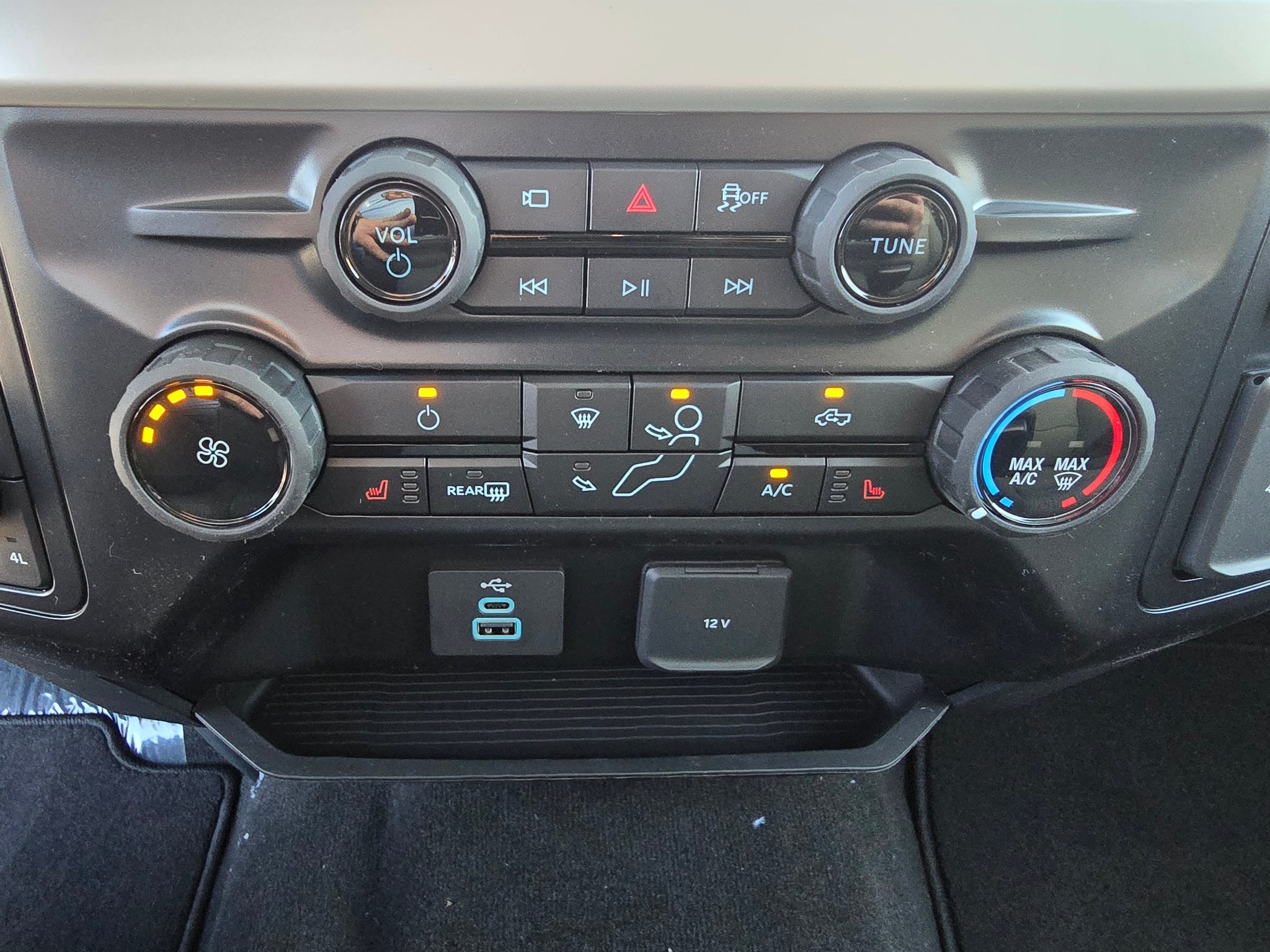 2027 Ford F-450 Base