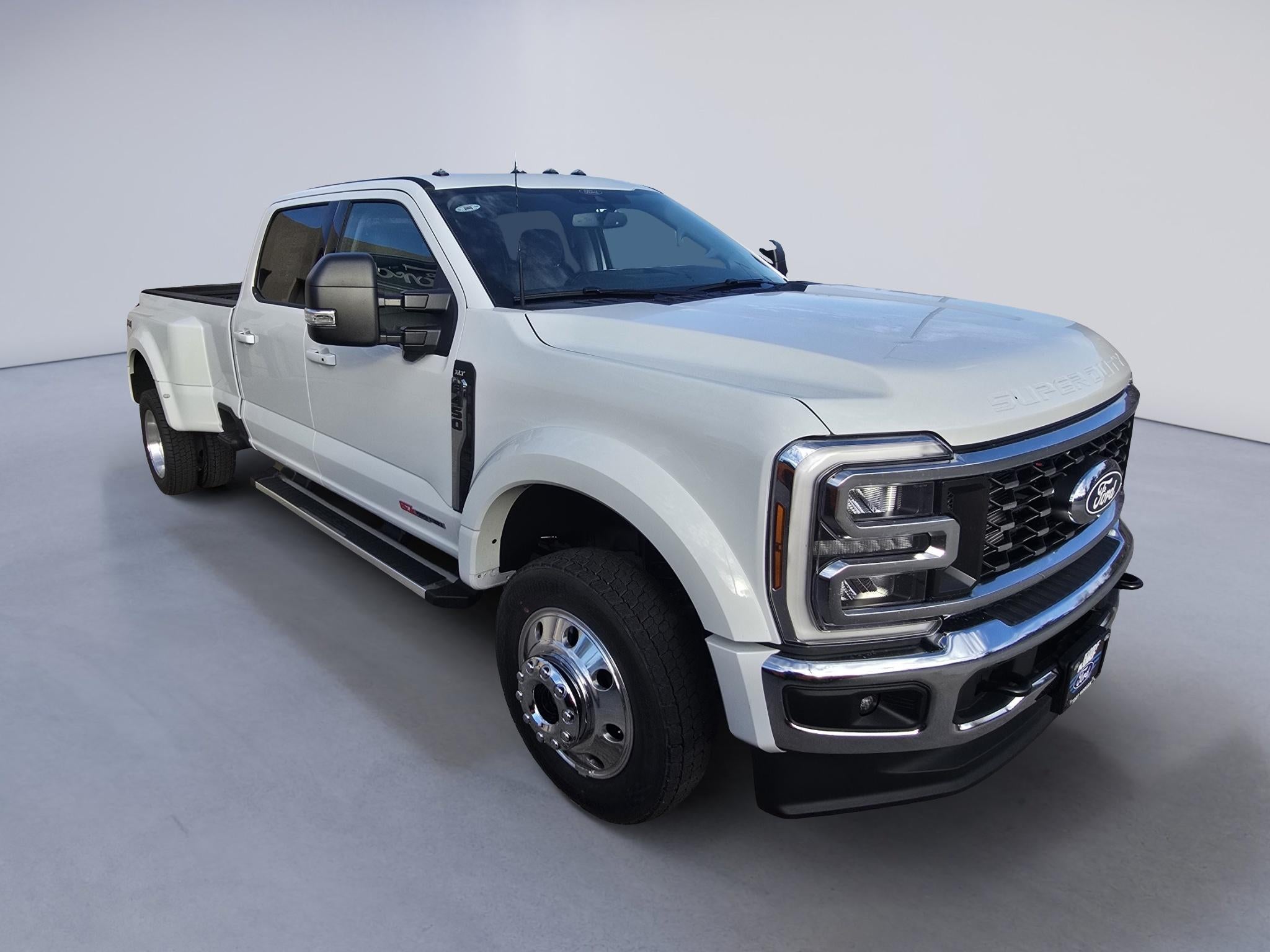 2027 Ford F-450 Base
