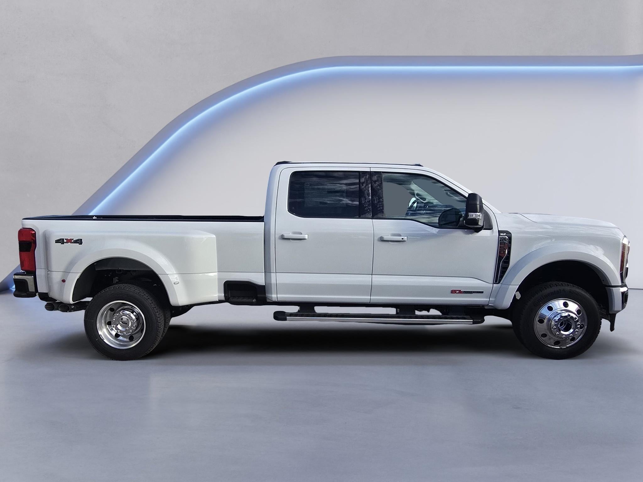 2027 Ford F-450 Base