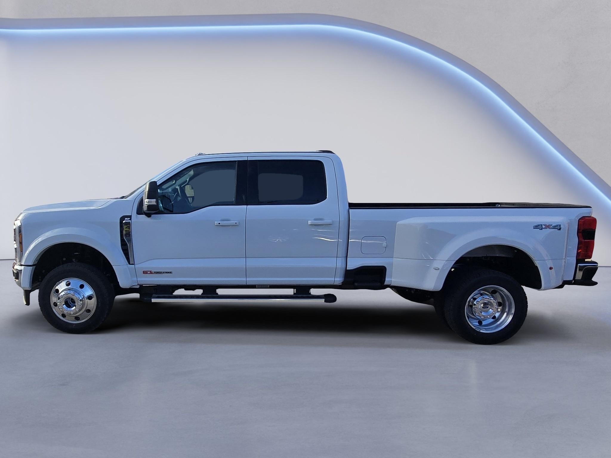 2027 Ford F-450 Base