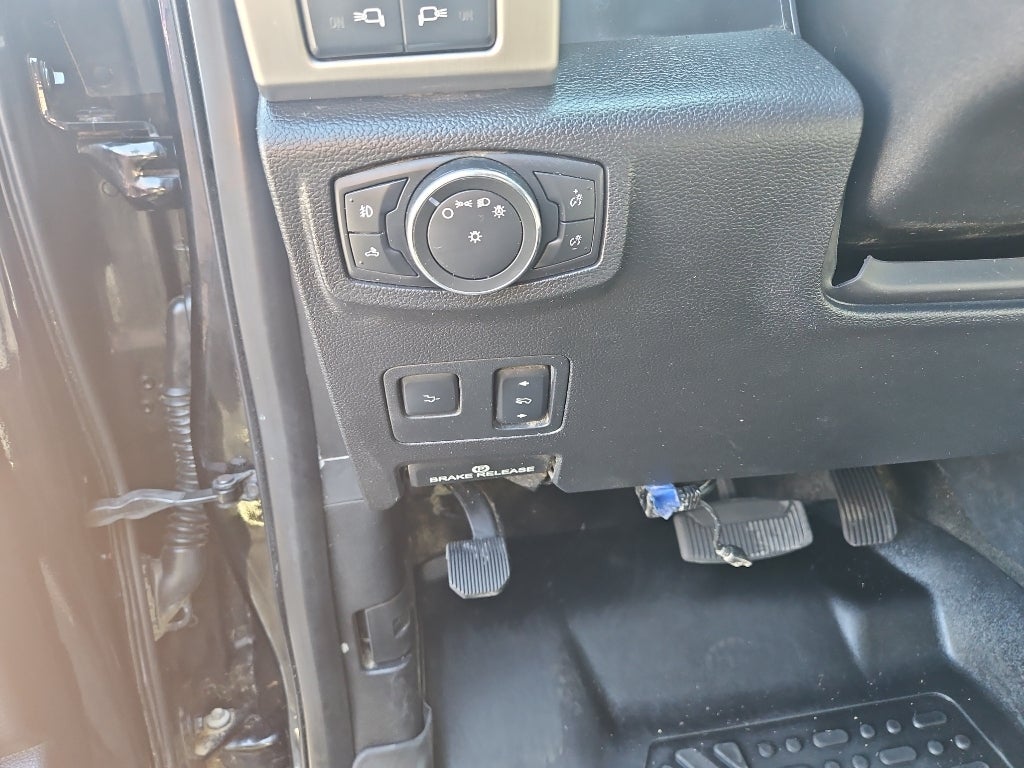 2017 Ford Super Duty F-450 Pickup Platinum