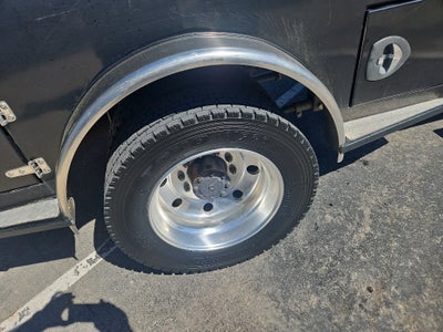 2017 Ford Super Duty F-450 Pickup Platinum