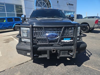 2017 Ford Super Duty F-450 Pickup Platinum