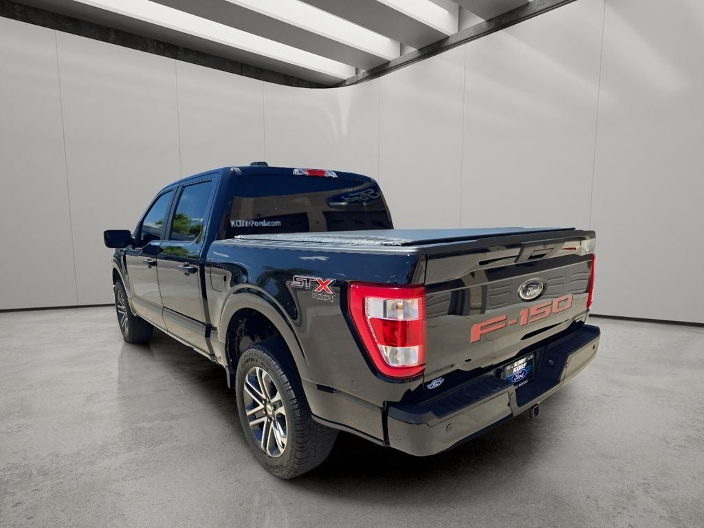 2022 Ford F-150 Base