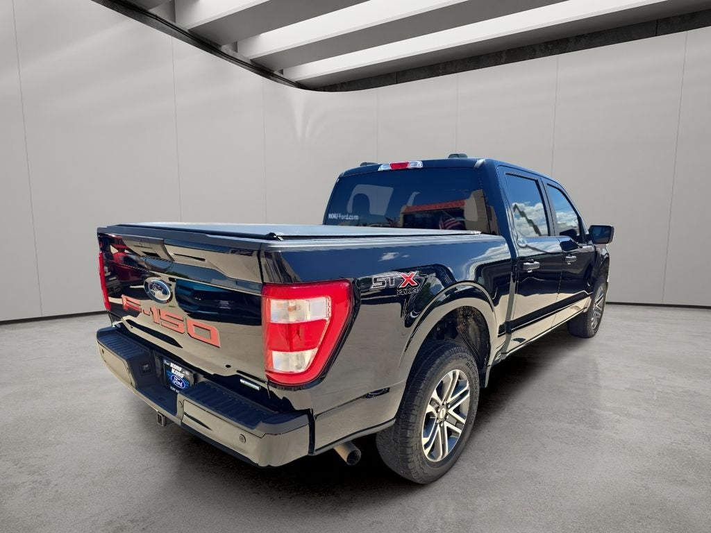 2022 Ford F-150 Base