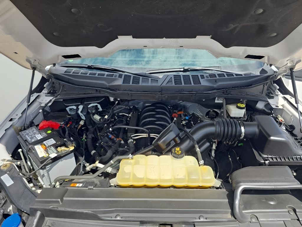 2022 Ford F-150 Base