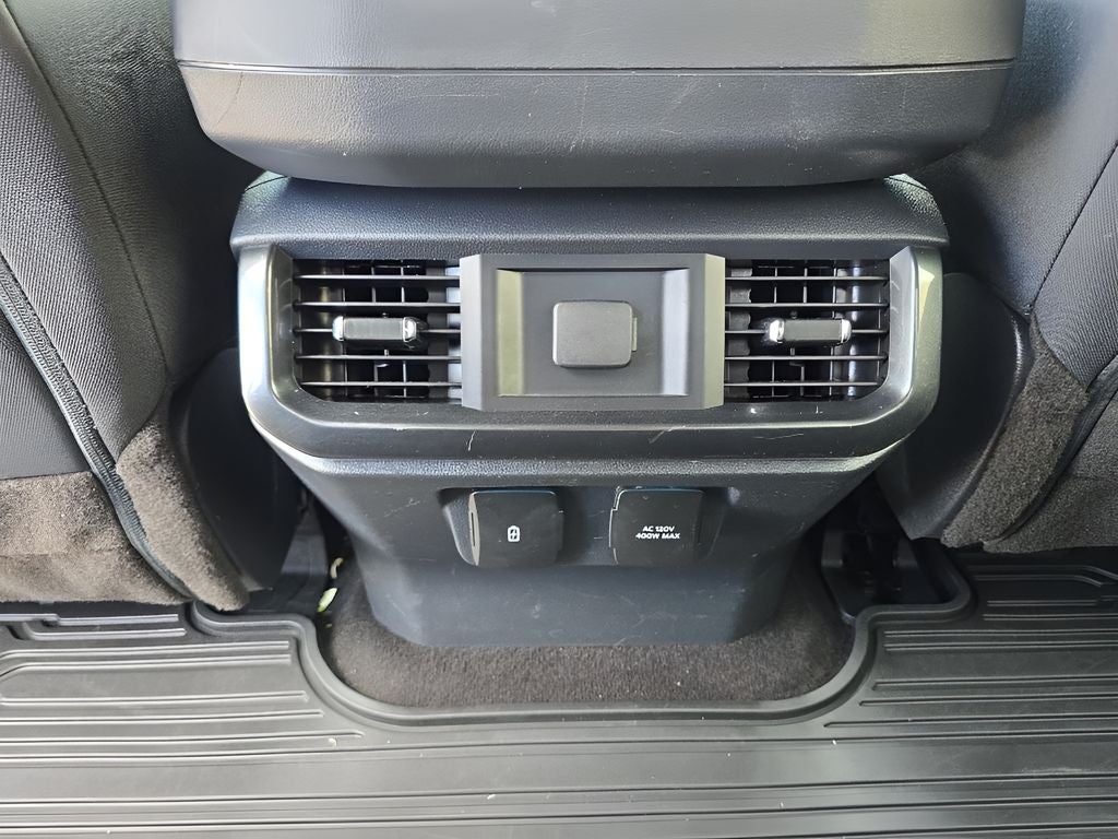 2022 Ford F-150 Base