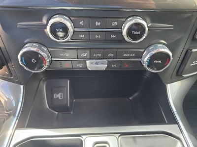 2022 Ford F-150 Base