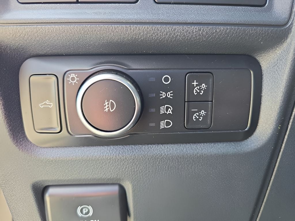 2022 Ford F-150 Base