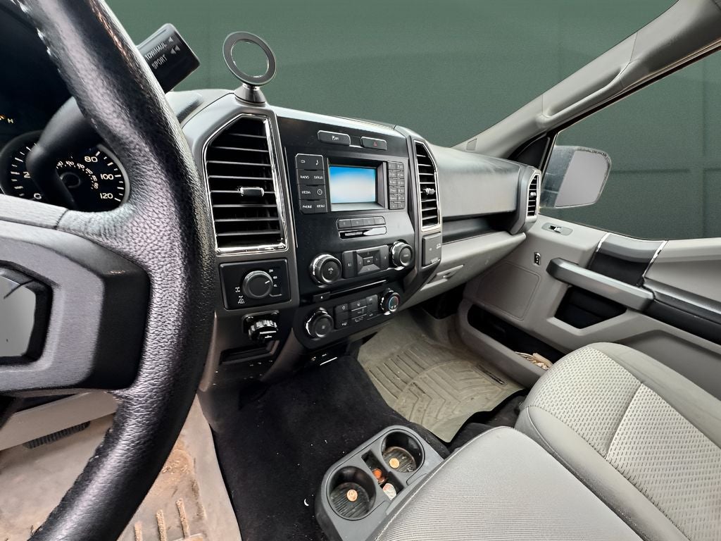 2015 Ford F-150 Base