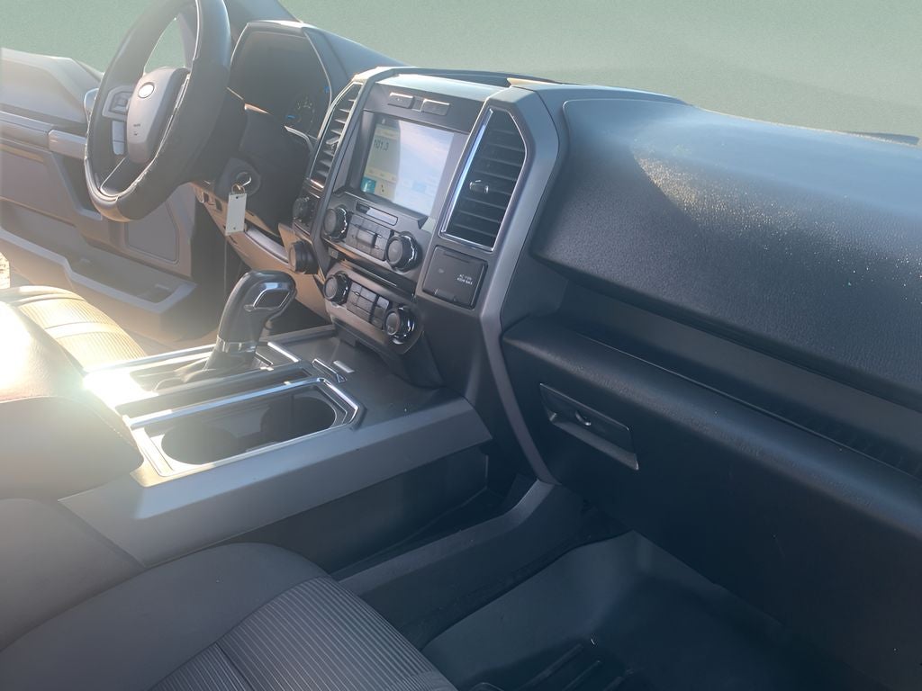 2016 Ford F-150 XLT SPORT