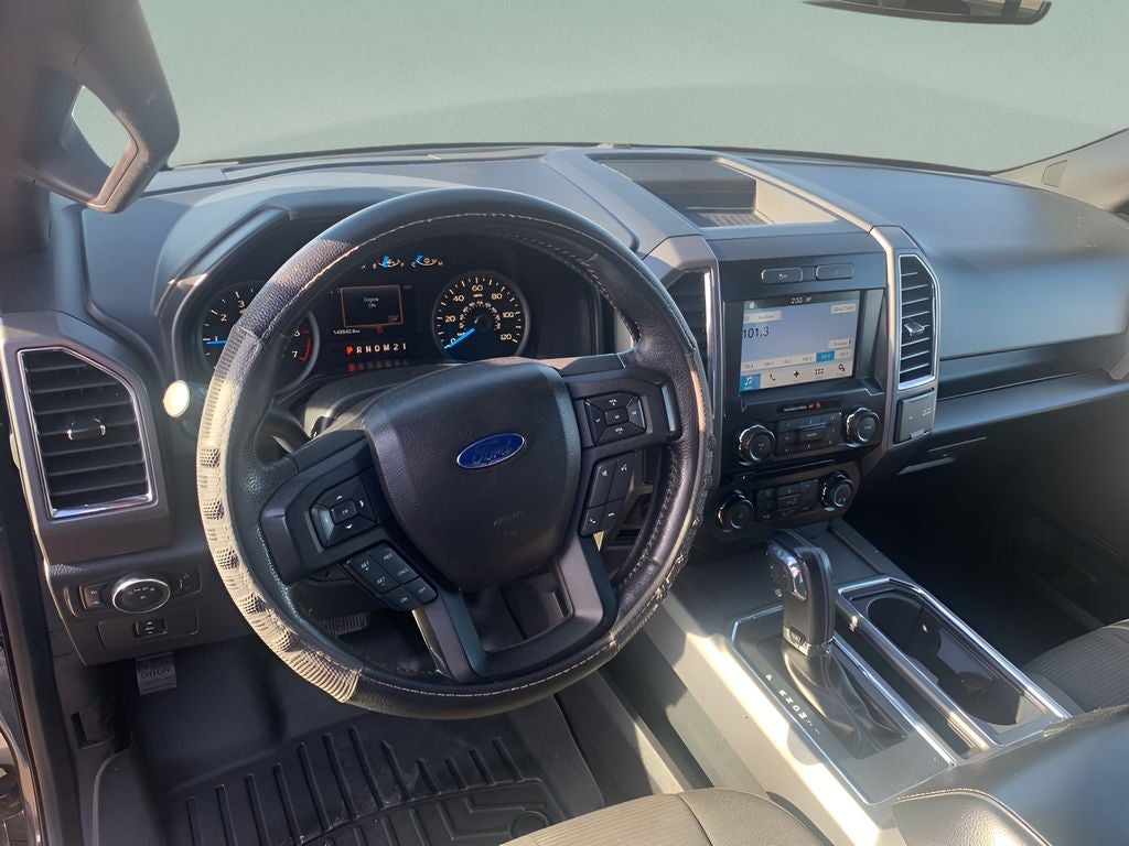 2016 Ford F-150 XLT SPORT