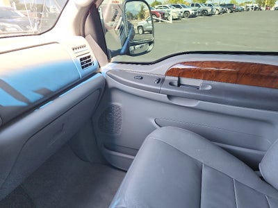 2004 Ford F-250 Base