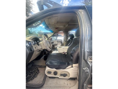 2004 Ford F-150 XLT