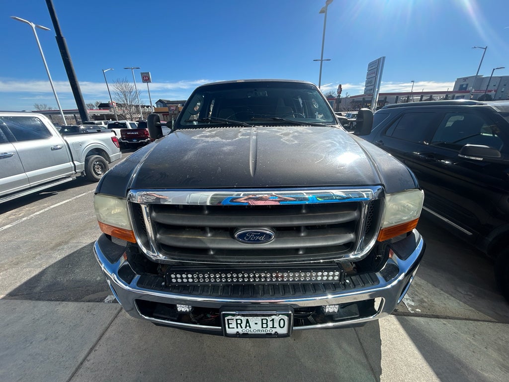 2004 Ford Super Duty F-350 SRW XLT