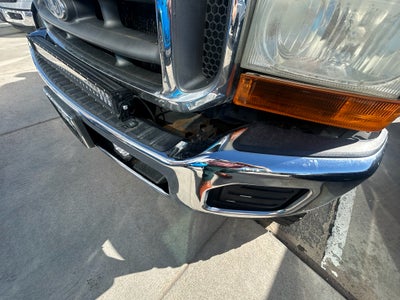 2004 Ford Super Duty F-350 SRW XLT