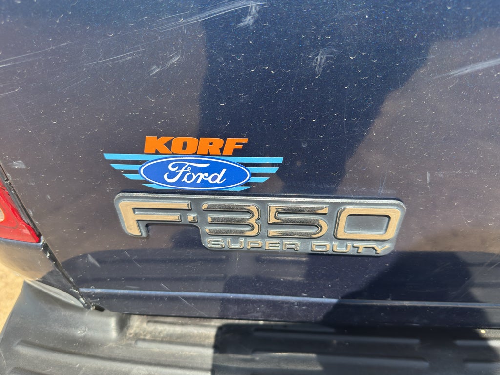 2004 Ford Super Duty F-350 SRW XLT
