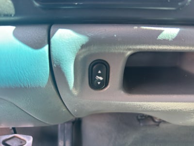 2004 Ford Super Duty F-350 SRW XLT