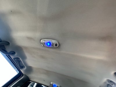 2004 Ford Super Duty F-350 SRW XLT