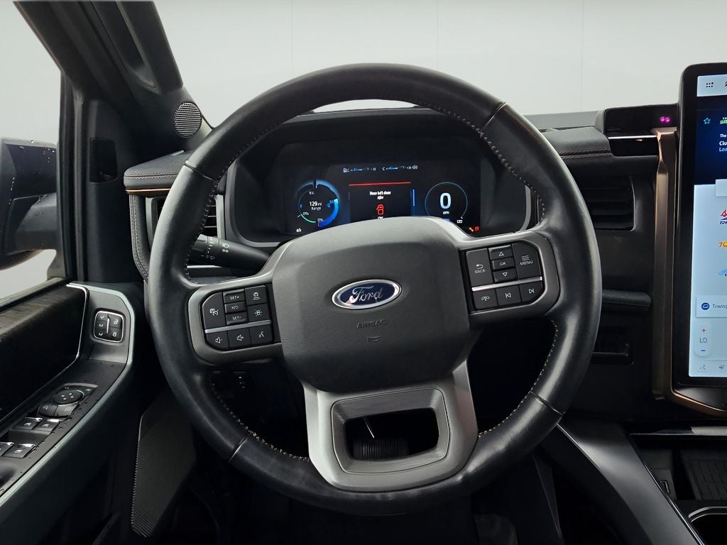 2022 Ford F-150 Lightning LARIAT