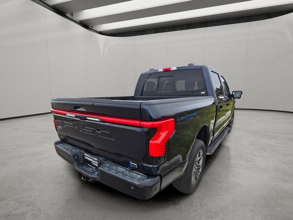 2022 Ford F-150 Lightning LARIAT