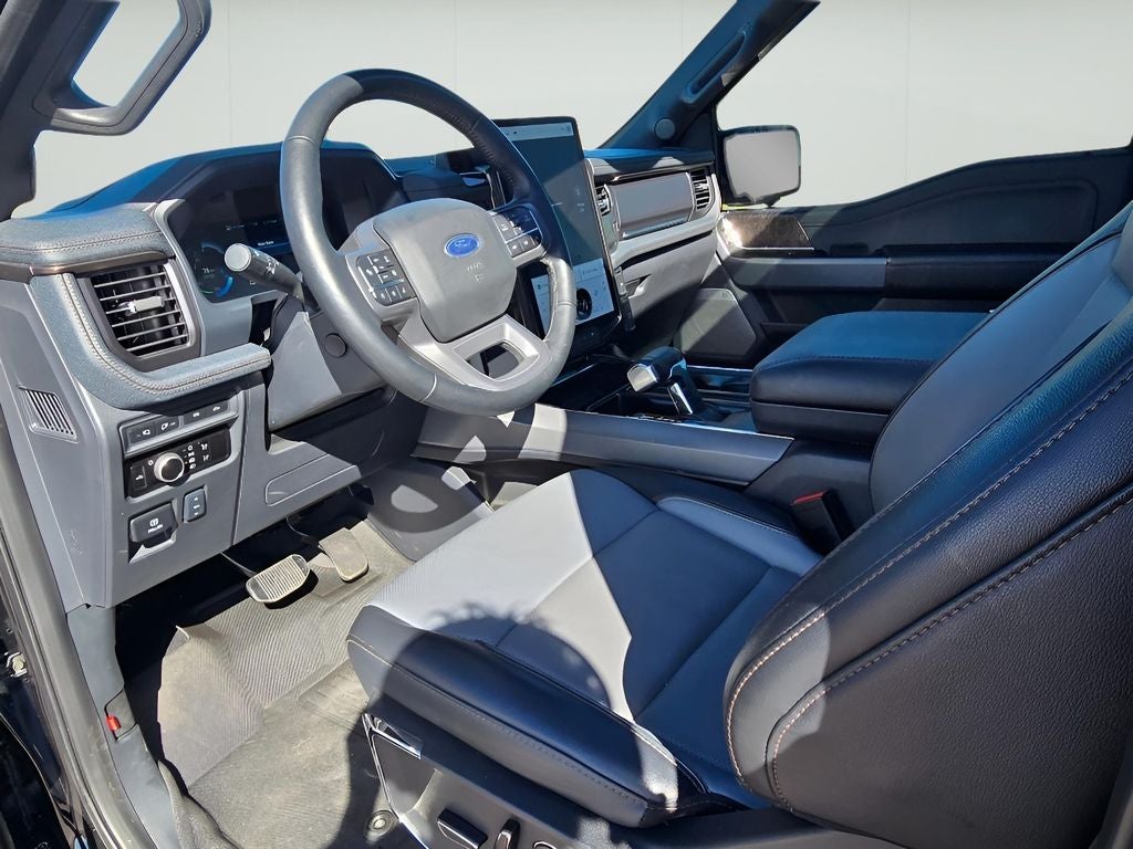 2023 Ford F-150 Lightning LARIAT