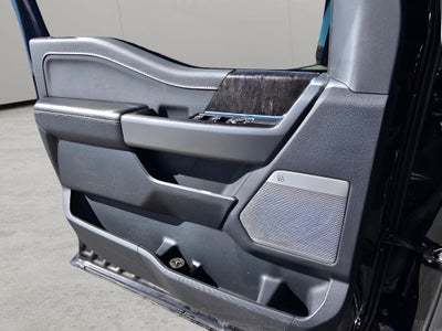 2023 Ford F-150 Lightning LARIAT