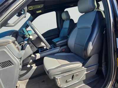 2023 Ford F-150 Lightning LARIAT