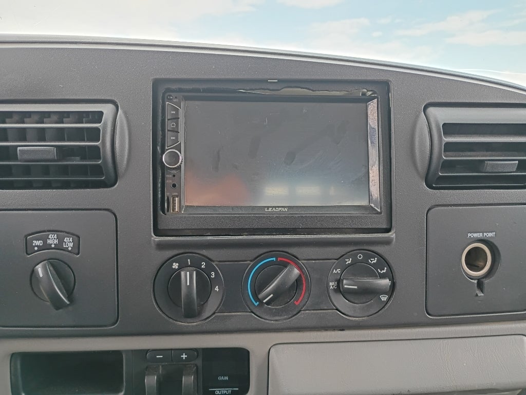 2006 Ford Super Duty F-350 SRW XLT