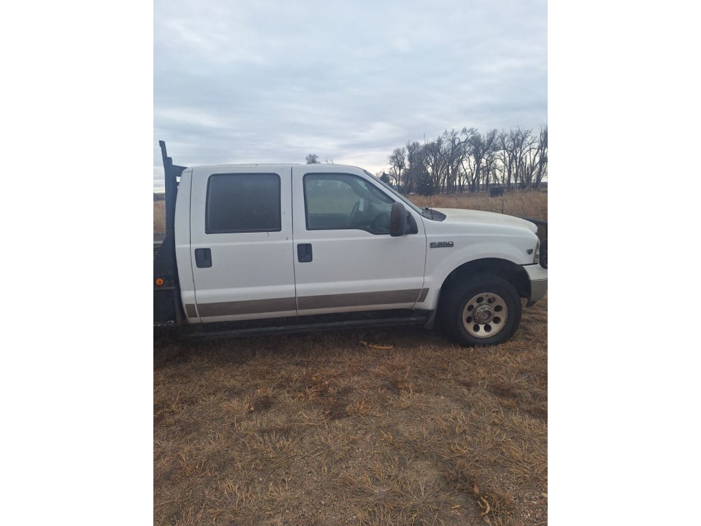 2006 Ford Super Duty F-350 SRW XLT