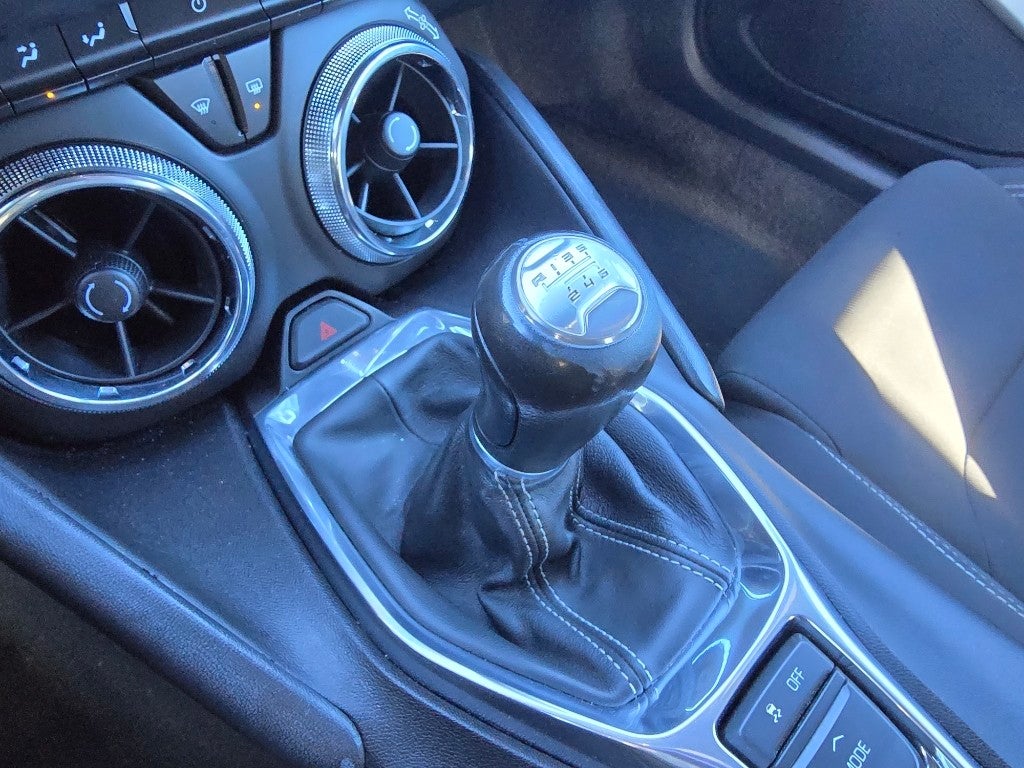 2018 Chevrolet Camaro 1LS