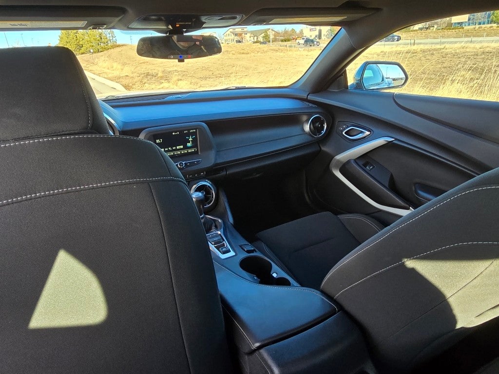 2018 Chevrolet Camaro 1LS