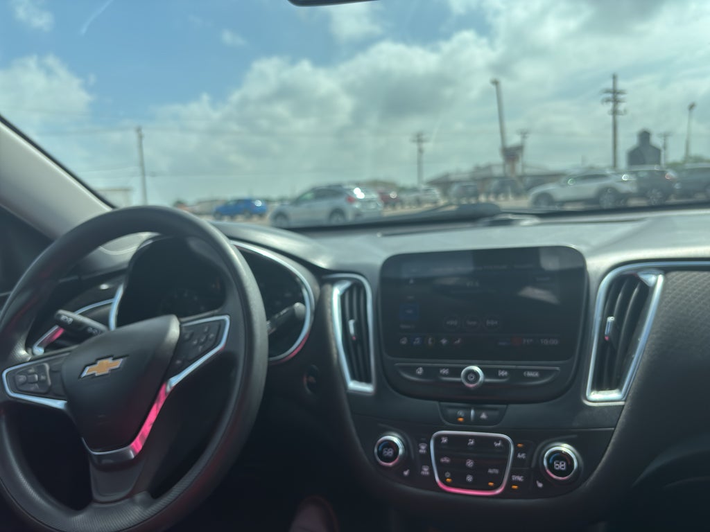 2021 Chevrolet Malibu LT
