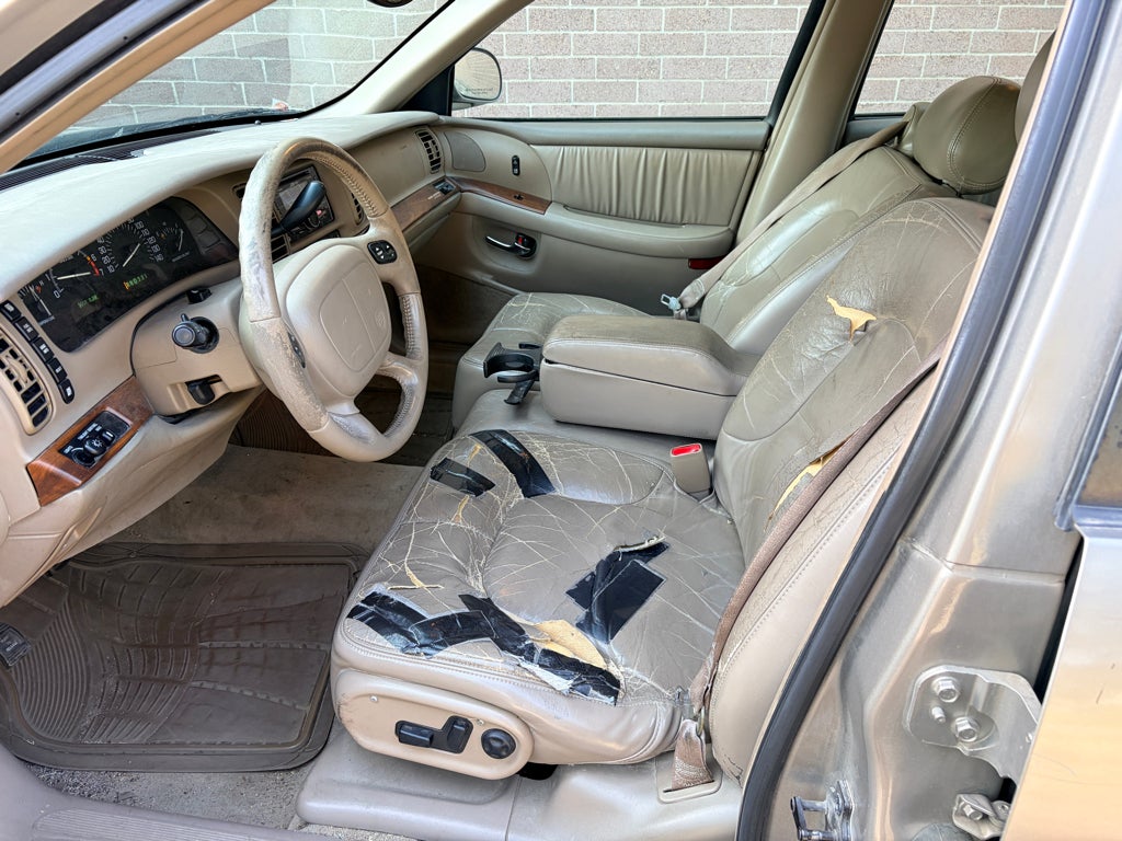 2000 Buick Park Avenue Base