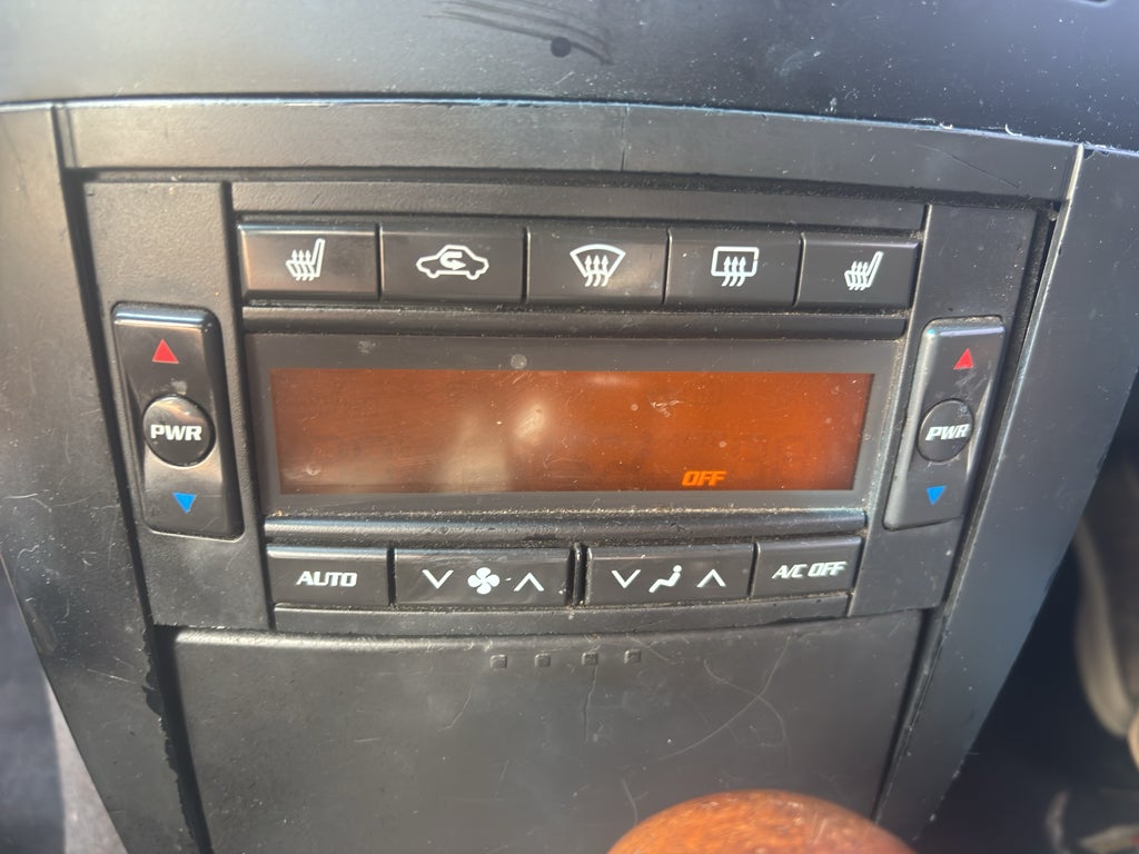 2004 Cadillac CTS Base
