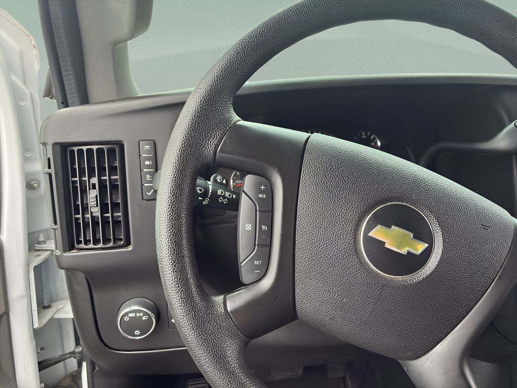 2016 Chevrolet Express Passenger LT