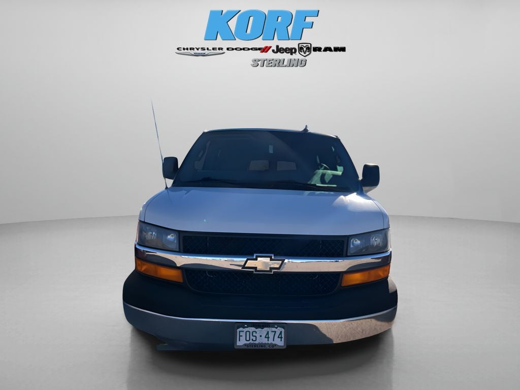 2016 Chevrolet Express Passenger LT