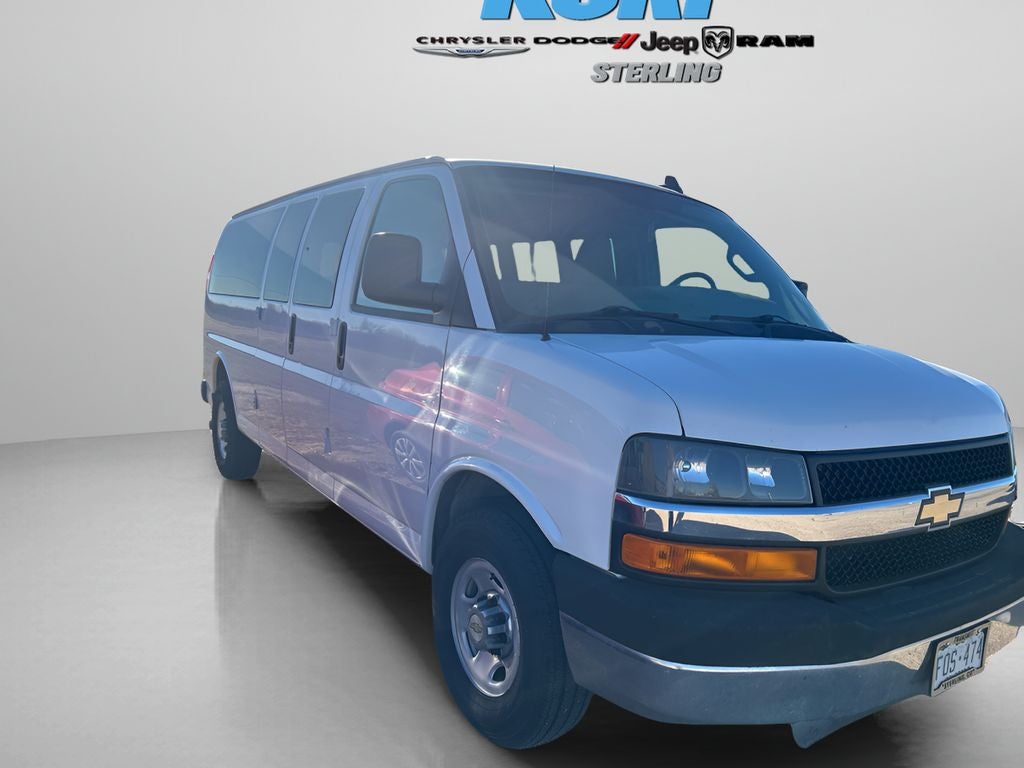 2016 Chevrolet Express Passenger LT