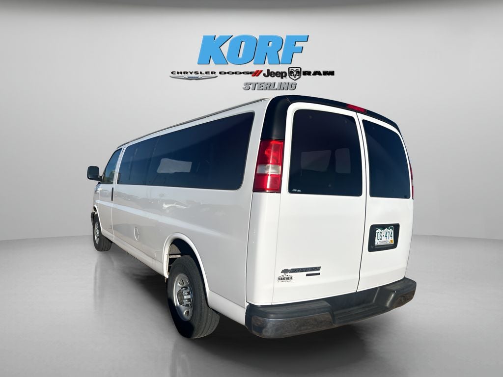 2016 Chevrolet Express Passenger LT