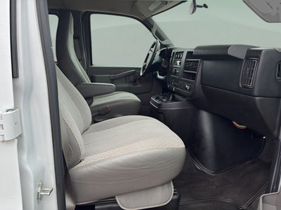2016 Chevrolet Express Passenger LT