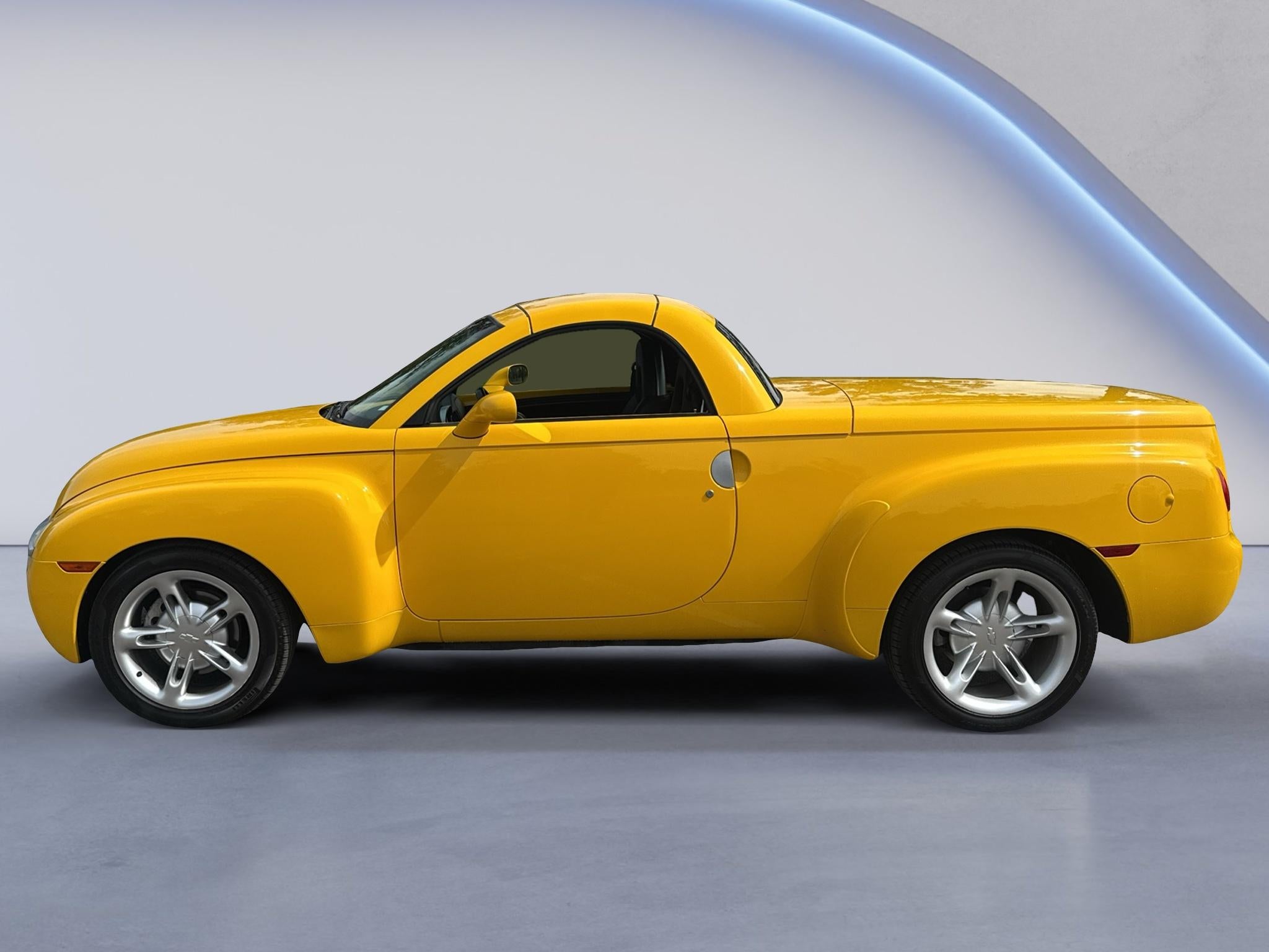2004 Chevrolet SSR LS