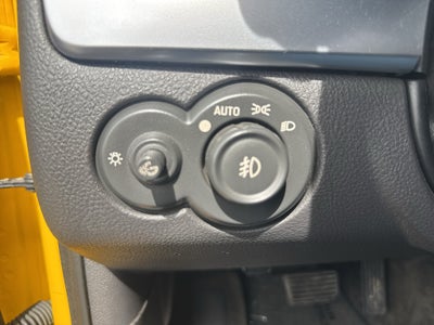 2004 Chevrolet SSR LS